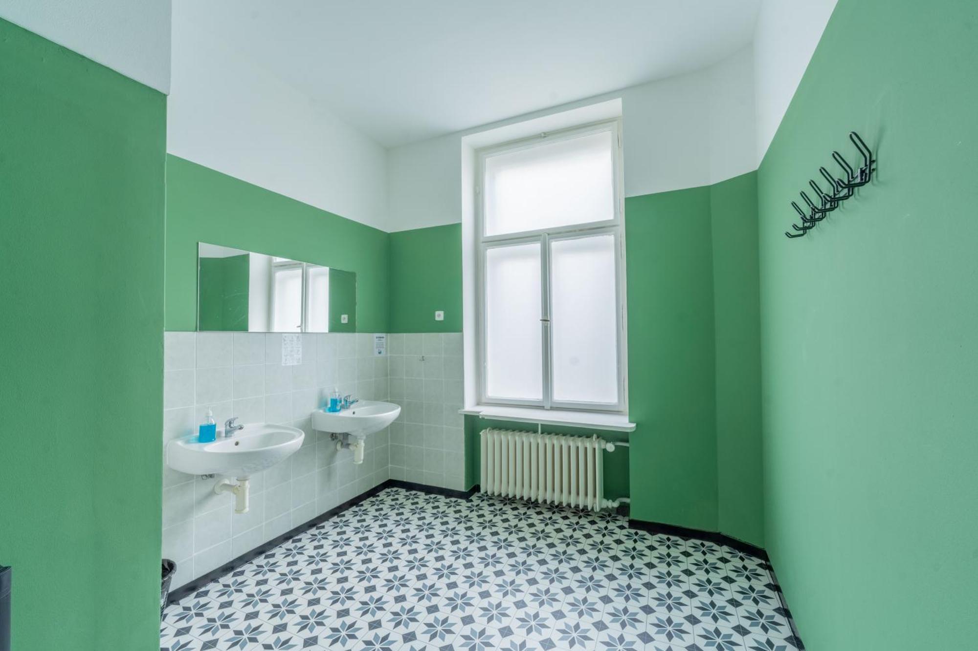 Bett im gemischten Schlafsaal mit 8 Betten